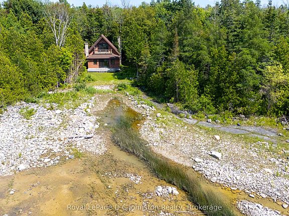 4th image of 140 Hea Rd