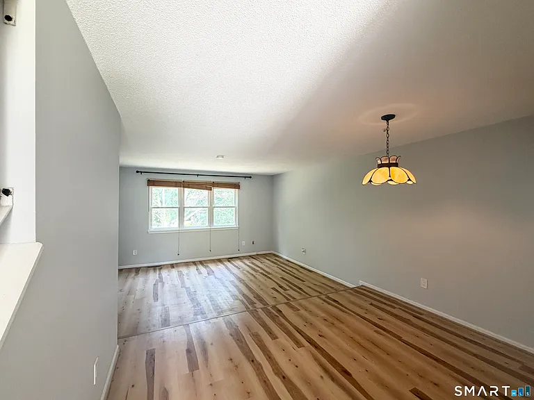 142 E Gate Ln #142 — Photo 13