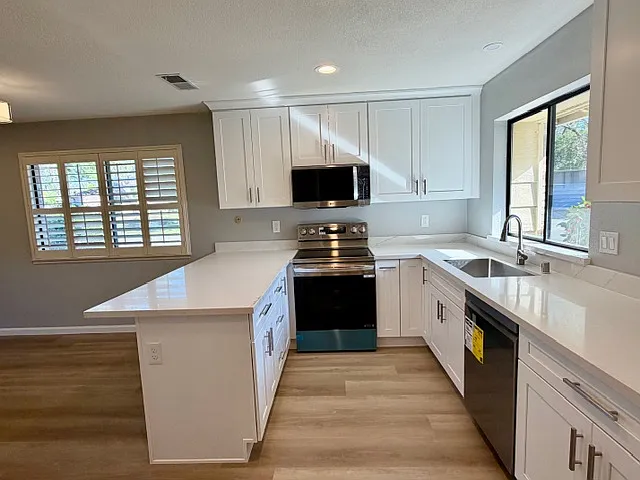 339 Twin Lakes Dr — Photo 5