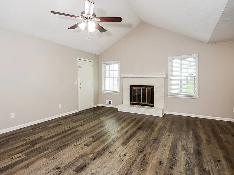 1471 Daniel Ln — Photo 5