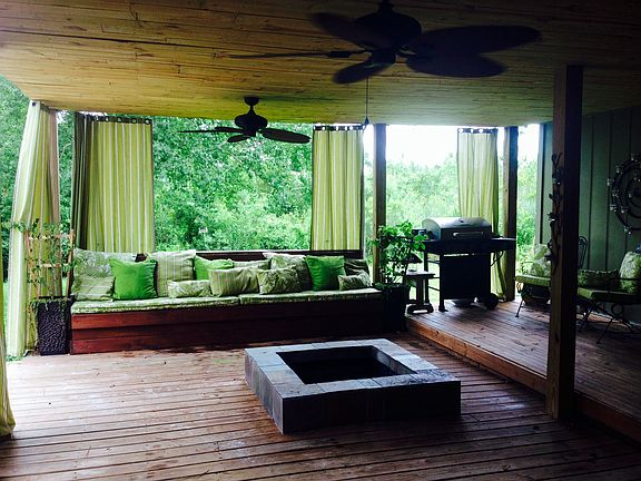 2nd image of 303 Williamsburg Dr