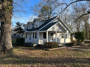 21 Wallace Rd, Spartanburg, SC 29307