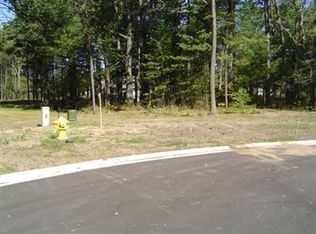 Jasmin Ct, Grand Haven, MI 49417