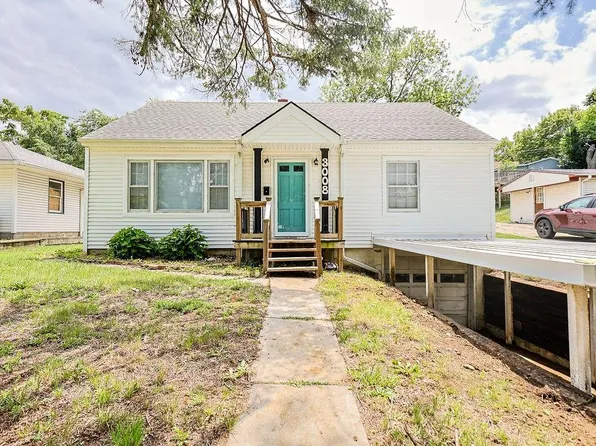 3008 Faraon St, Saint Joseph, MO 64501