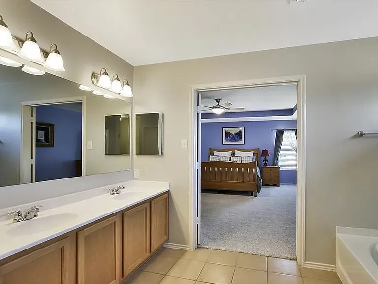 1007 Shelborn Dr — Photo 12