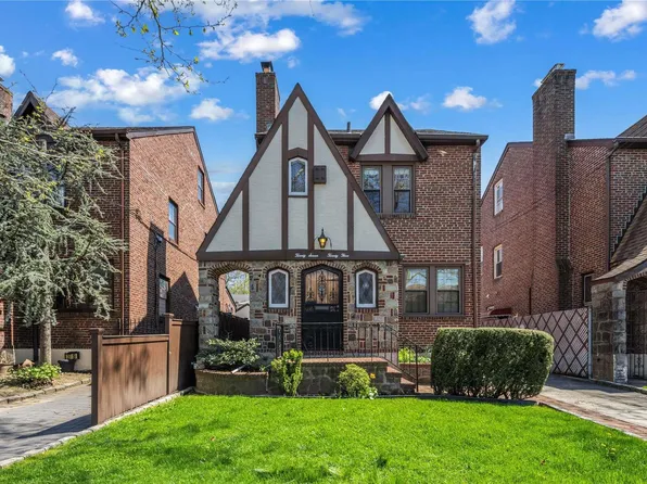 27-23 167th Street, Flushing, NY 11358
