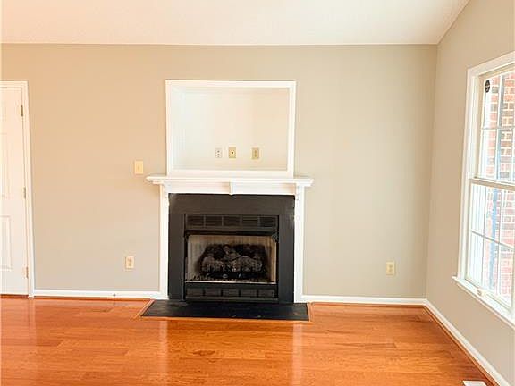 4th image of 519 Salem Ridge Dr