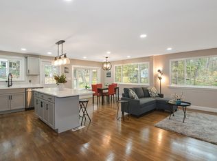 354 Gorwin Dr, Holliston, MA 01746
