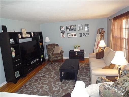 5th image of 8505 Evanston Ave