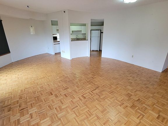 5th image of 3151 Dean Ct #B404