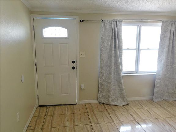 3rd image of 4542 BELFAST DRIVE