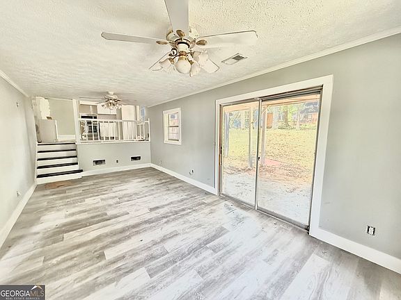 4th image of 2289 Aurie Dr