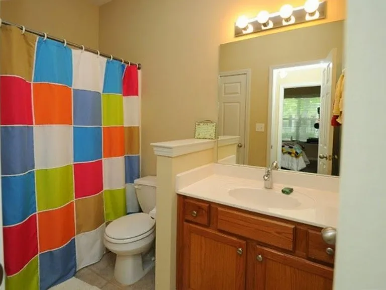 1241 Isle Bay Dr — Photo 13