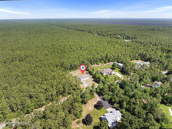 2nd image of 2516 Dover Road