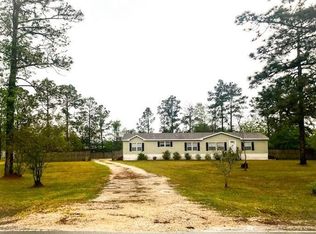 423 Bankens Rd, Sulphur, LA 70663