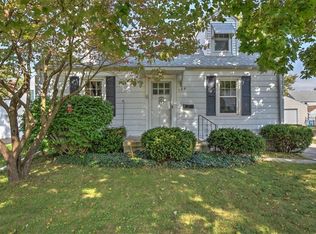 128 E Maywood Ct, Decatur, IL 62526