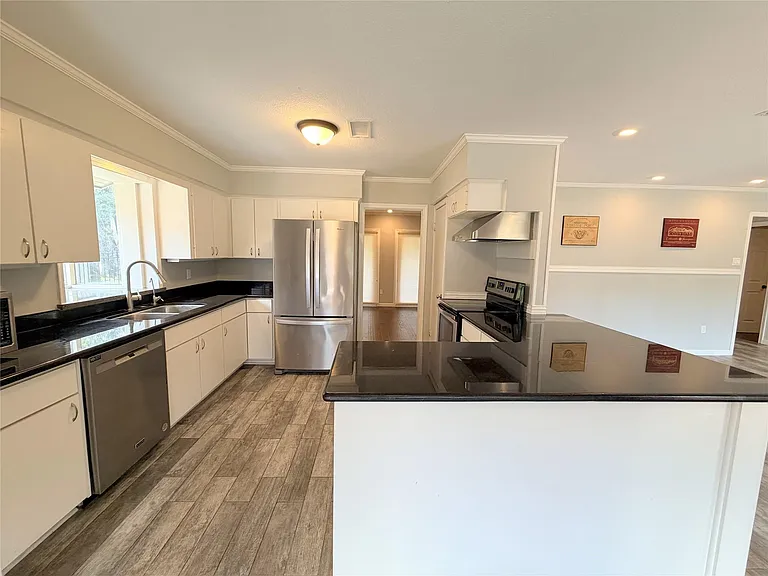 5019 Yarwell Dr — Photo 13
