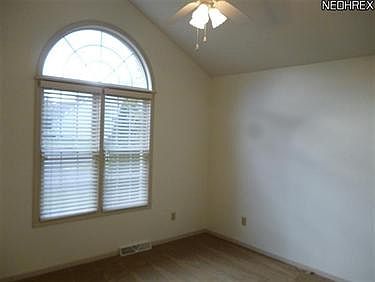 3rd image of 250 Lake Pointe Cir #250