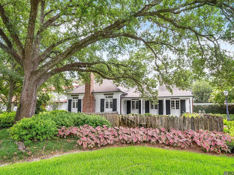 1st image of 7022 Richards Dr