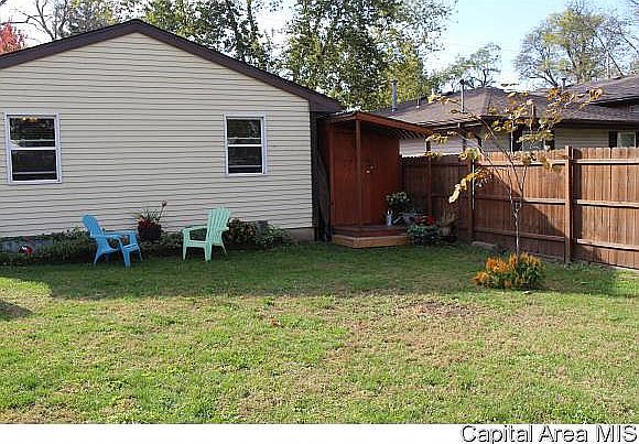 2nd image of 309 E Sangamon Ave