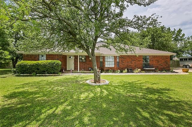 1st image of 228 Odessa Dr