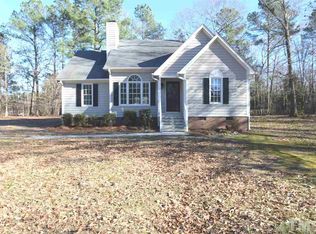 136 Creekstone Dr, Benson, NC 27504