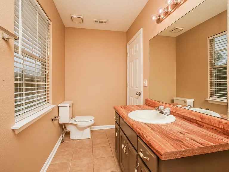 165 Bill Stewart Blvd — Photo 13