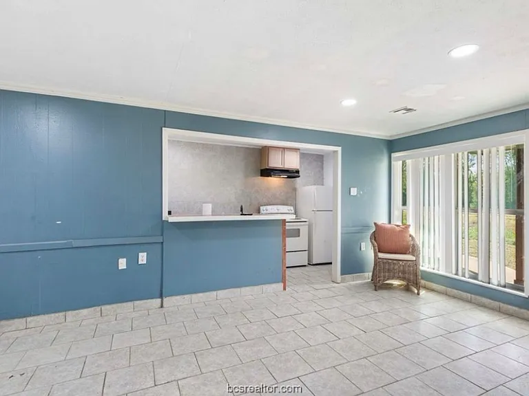 720 Osr Hwy — Photo 5