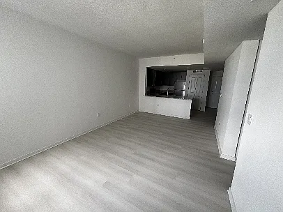1 bed, 750 sqft, $1,350 — Photo 4