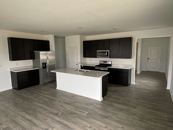 2nd image of 5109 Woodhurst Ln