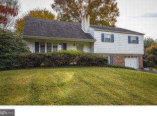 14 Sunset Dr, Richboro, PA 18954