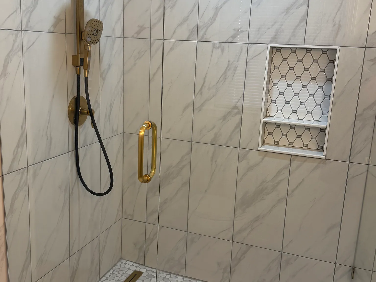 3 bed, 1684 sqft, $2,100 — Photo 3
