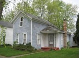 130 W 2nd St, Perry, MI 48872