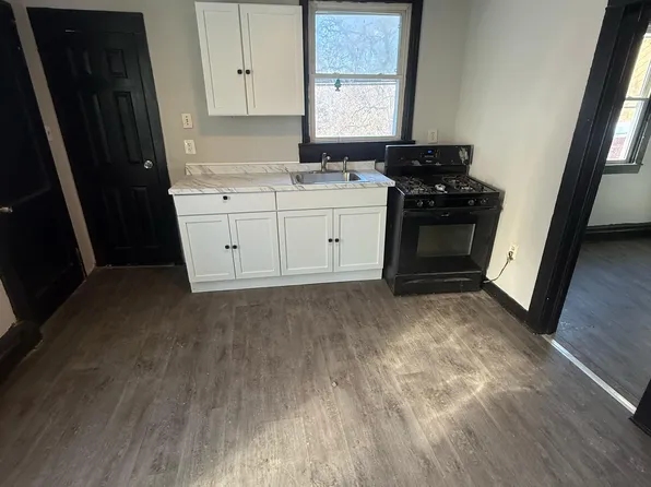 510 Clinton Ave Floor 2, Albany, NY 12206