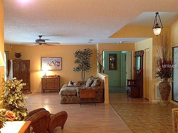 5th image of 3972 Belmoor Dr