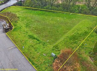 Promontory Pt, Louisville, TN 37777
