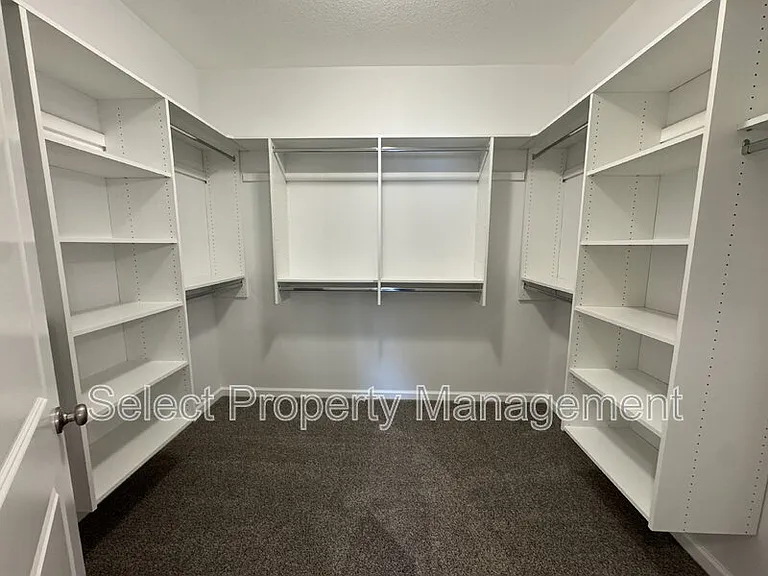 8796 Elmont Cv — Photo 18
