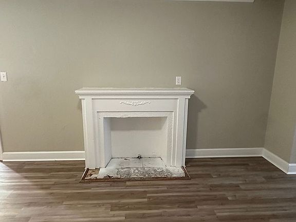 2nd image of 1333 Traffic St