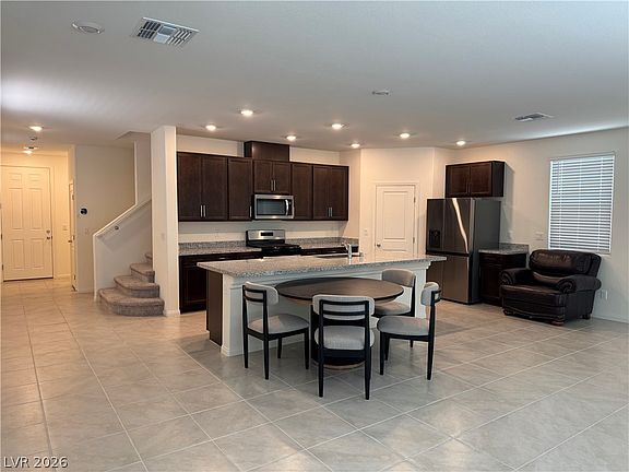 3rd image of 7055 Cottage Vista Ave
