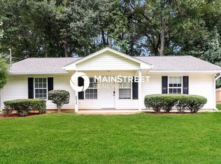 8010 Trinity Park Dr, Riverdale, GA 30296