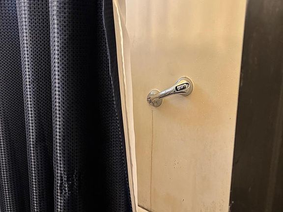 5th image of 2609 S Beulah St