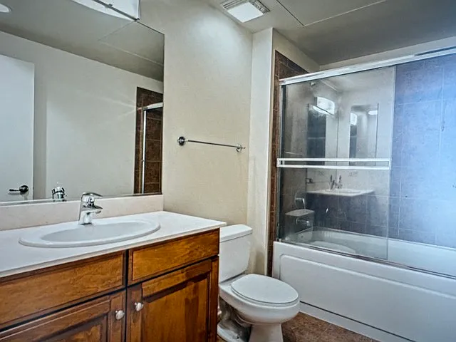 310 S Michigan Ave #1611 — Photo 5