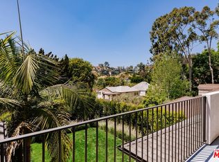2556 Park Oak Dr, Los Angeles, CA 90068