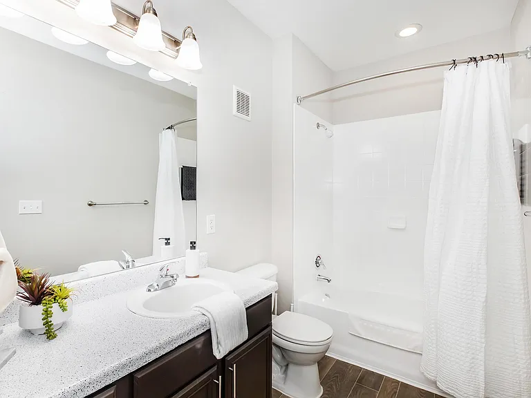 Estate Villas at Krum Apartments — Photo 30