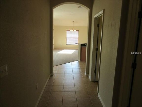 3rd image of 3950 Rollingsford Cir