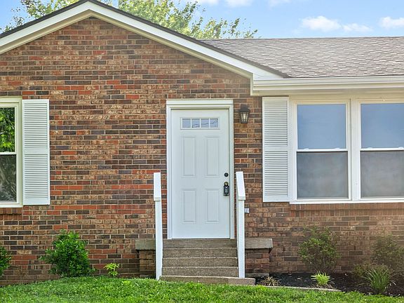 3rd image of 312 Bancroft Ct