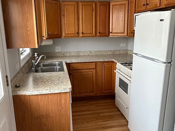 5th image of 500 S Edgewood Ave