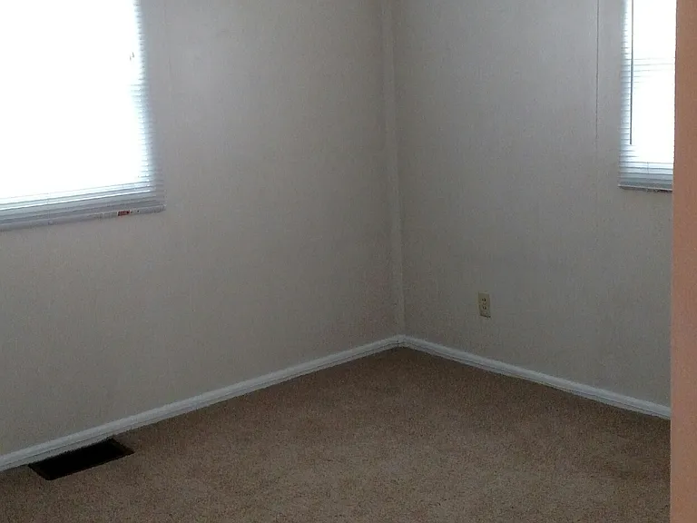 FRONT BEDROOM