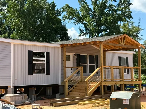 9530 Bentley Rd N #11, Creola, AL 36525