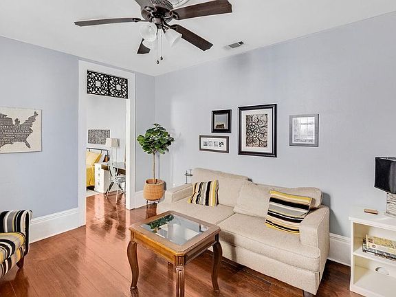 2nd image of 2209-11 Conti St